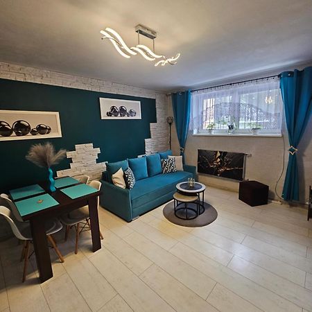 Quiet Basement Apartment Poznan Ngoại thất bức ảnh