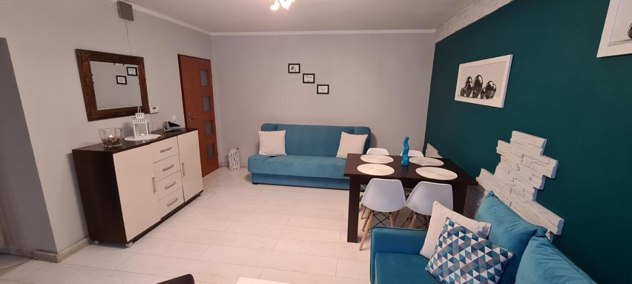 Quiet Basement Apartment Poznan Ngoại thất bức ảnh