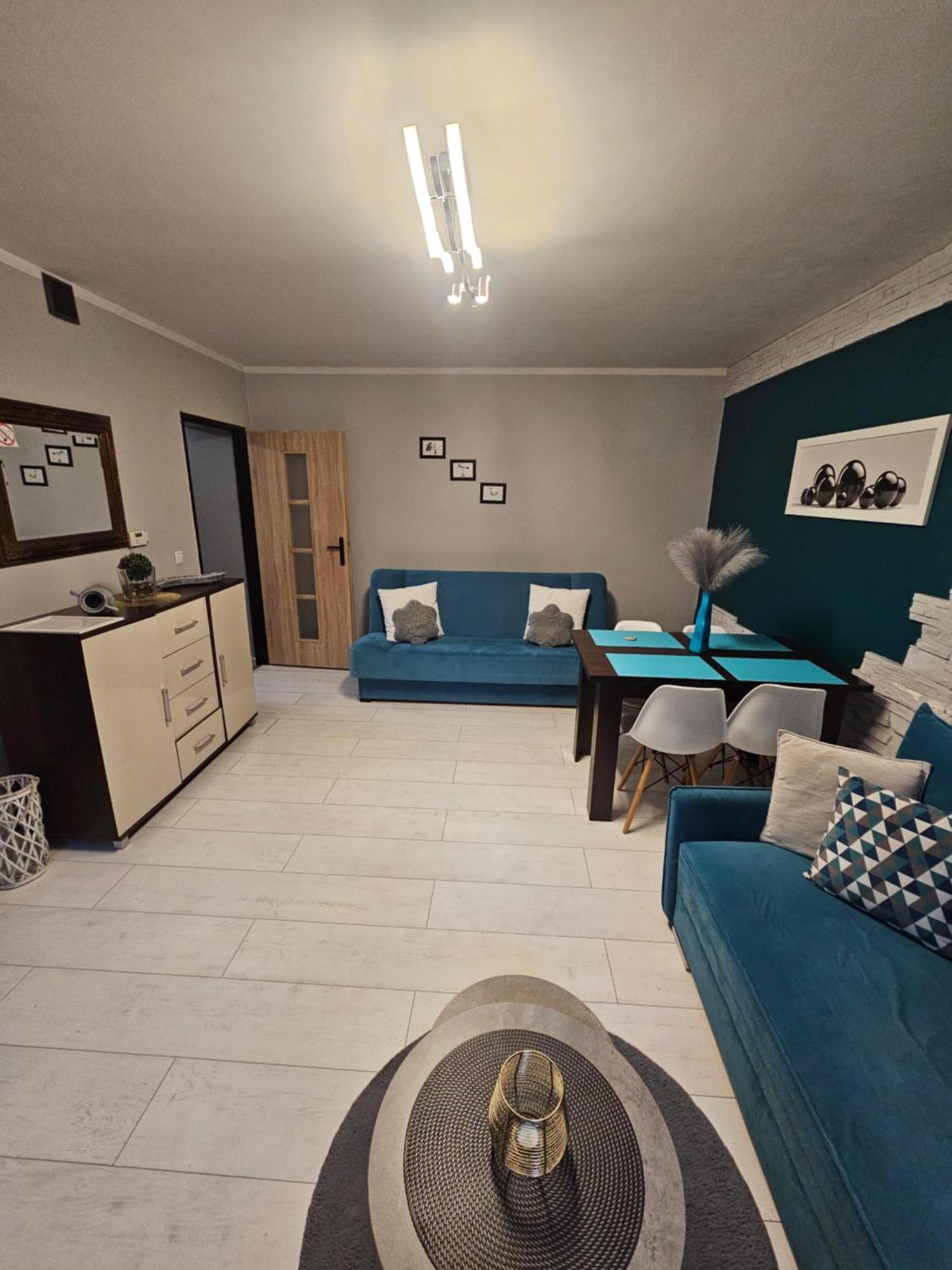 Quiet Basement Apartment Poznan Ngoại thất bức ảnh